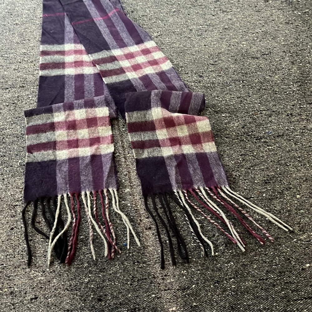 Burberry purple and pink cashmere scarf